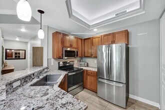 4450 Chickee Hut Ct, Unit 102 in Bonita Springs, FL - Foto de edificio - Building Photo