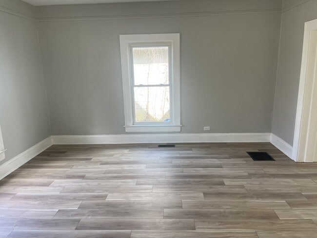 1667 Warder St in Springfield, OH - Building Photo - Building Photo