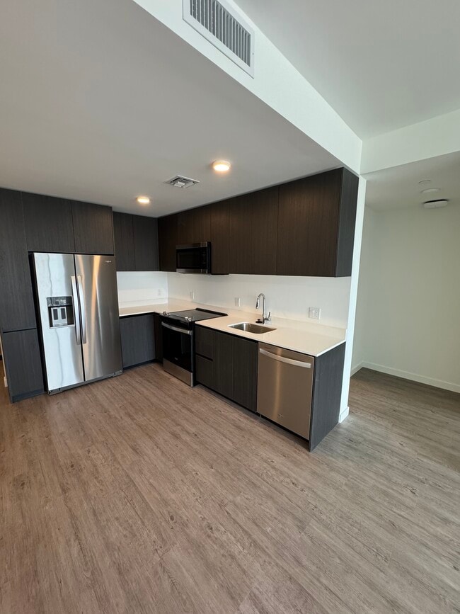 property at 119 NE 20th St