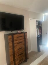10730 New Haven St, Unit 42 in Sun Valley, CA - Building Photo - Building Photo