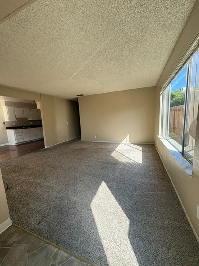 2405-2409 S Whitney Blvd in Rocklin, CA - Building Photo - Building Photo