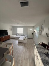 1124 S M St in Lake Worth Beach, FL - Building Photo - Building Photo