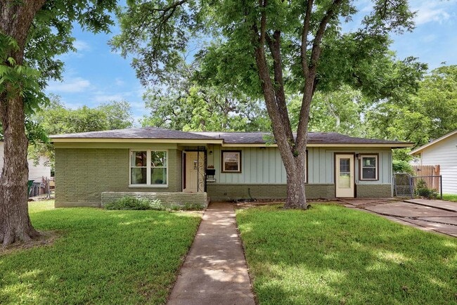 property at 7512 St Louis St