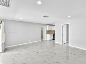 1281 SW 32nd St in Fort Lauderdale, FL - Building Photo - Building Photo