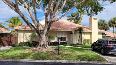 202 Old Meadow Way in Palm Beach Gardens, FL - Building Photo - Building Photo
