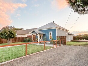 809 S Willow St in Ellensburg, WA - Building Photo - Building Photo