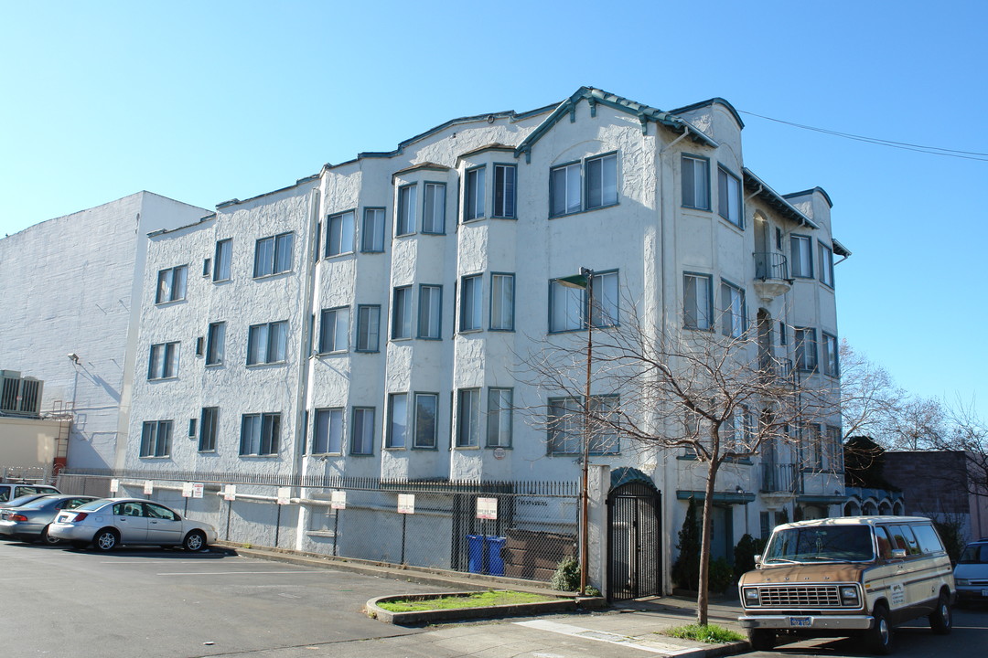 Marianne Apartments in Berkeley, CA - Building Photo