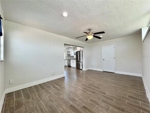 4009 Indianapolis St NE in St. Petersburg, FL - Building Photo - Building Photo