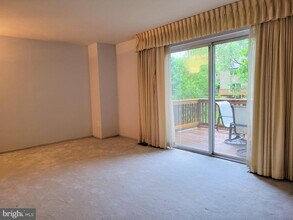 1 Crotona Ct in Timonium, MD - Building Photo - Building Photo