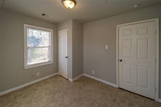 4150 Brandon Ave in Beaumont, TX - Building Photo - Building Photo