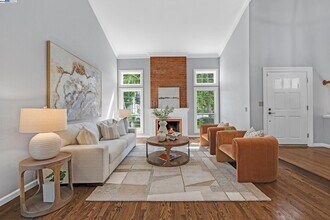519 Ellesmere Dr in Walnut Creek, CA - Building Photo - Building Photo