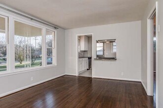 1917 Berkshire Dr in Nashville, TN - Building Photo - Building Photo