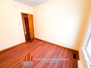 36 Maple Ave, Unit 2 in Barre, VT - Foto de edificio - Building Photo