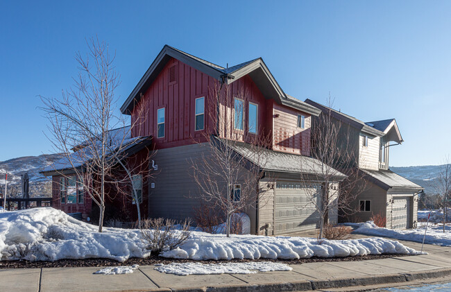 8077 Courtyard Loop in Park City, UT - Building Photo - Building Photo