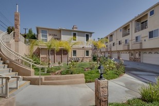 2941 Brea Blvd Apartments