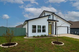 16512 Fetching Ave in Manor, TX - Building Photo - Building Photo