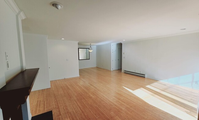 630 Idaho Ave, Unit 107 in Santa Monica, CA - Building Photo - Building Photo