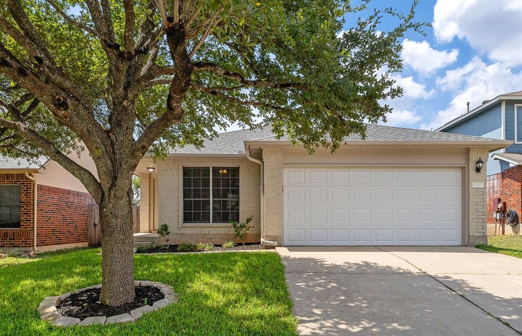 1443 Roxanne's Run in Pflugerville, TX - Building Photo