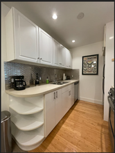 4501 Cedros Ave, Unit 202 in Sherman Oaks, CA - Foto de edificio - Building Photo