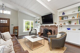 451 Zuni Dr in Del Mar, CA - Building Photo - Building Photo