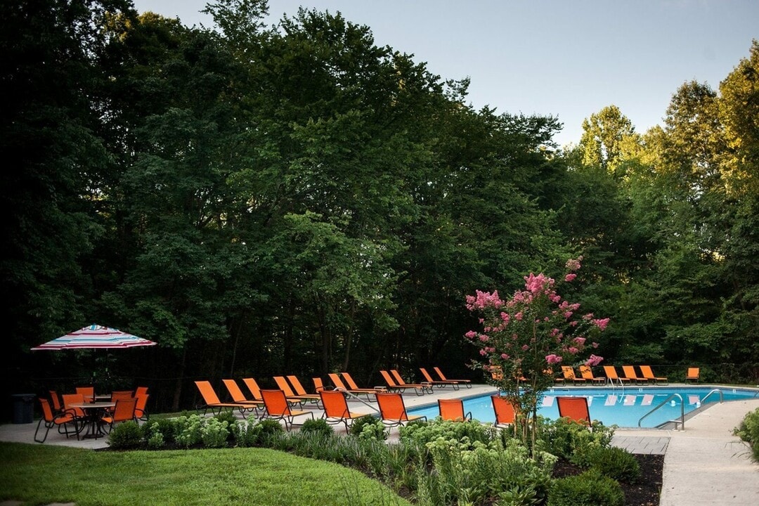 Westover Club in West Norriton, PA - Foto de edificio