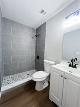 1743 W Chapel Dr in Deltona, FL - Foto de edificio - Building Photo