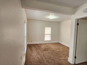 14 S 3rd St E in Fort Atkinson, WI - Building Photo - Building Photo