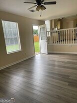 5759 Cedar Croft Ct in Lithonia, GA - Building Photo