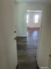 125 N Harwinton Ave in Plymouth, CT - Building Photo - Building Photo