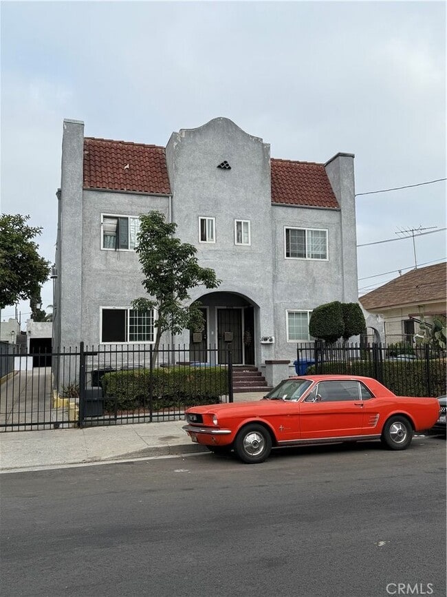 property at 1231 S Mariposa Ave