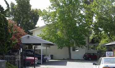 471 Laurel Ave in Hayward, CA - Building Photo - Building Photo