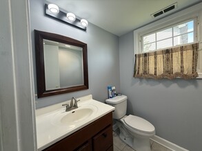 3722 Dory Cir E in Hanover Park, IL - Building Photo - Building Photo