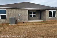 11608 NW 95th St photo'