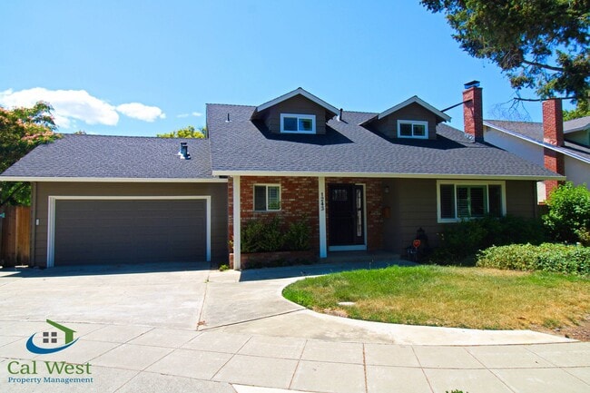 property at 1243 Redoaks Dr