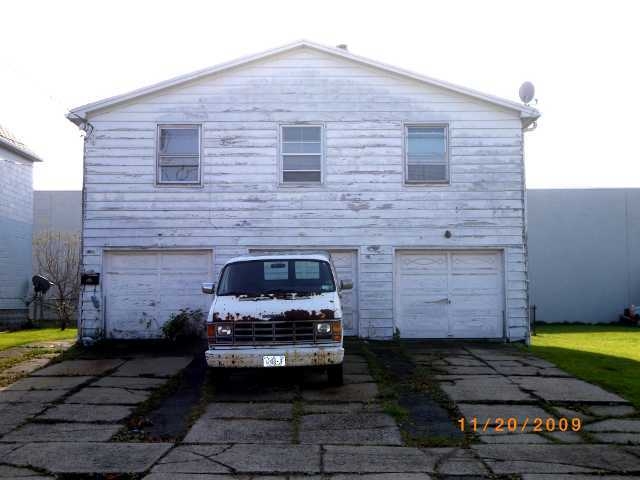 145 Ladner Ave in Buffalo, NY - Building Photo