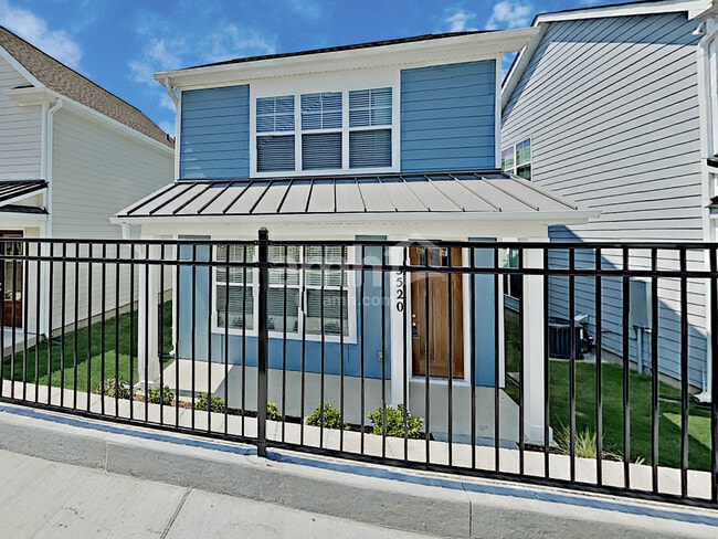 property at 5520 Central Grove Sq