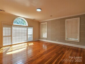 5524 Strabane Dr in Matthews, NC - Foto de edificio - Building Photo