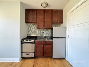 4546 N Damen Ave in Chicago, IL - Building Photo - Building Photo