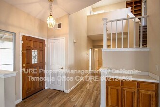 40001 Avenida Palizada in Murrieta, CA - Building Photo - Building Photo