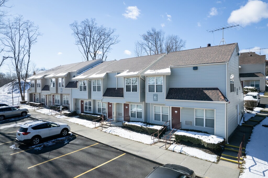 Maplewood Gardens Apartments Nanuet, NY Apartments For Rent