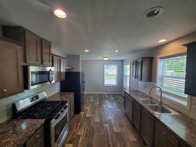 11 Cardinal Hill Dr in Orion Township, MI - Building Photo - Building Photo