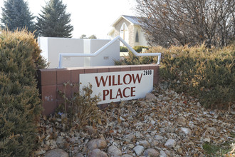 Willow Place Apartments in Loveland, CO - Building Photo - Building Photo