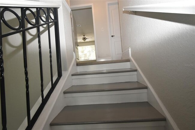 609 Island Pl Wy in Tampa, FL - Building Photo - Building Photo