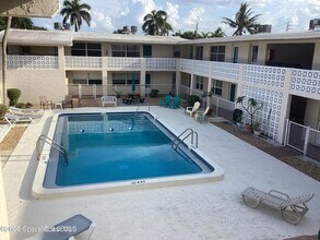 350 Woodland Ave, Unit 7 in Cocoa Beach, FL - Building Photo - Building Photo