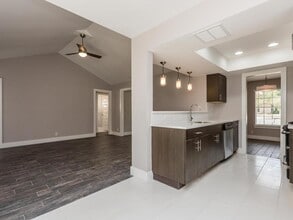 3910 Hillside Dr in Round Rock, TX - Building Photo - Building Photo