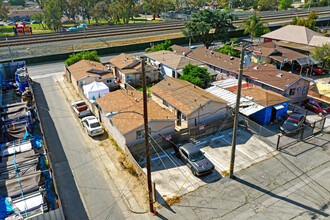 8738 Graham Ave in Los Angeles, CA - Building Photo - Building Photo