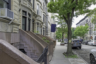 475 W 142nd St in New York, NY - Building Photo - Building Photo