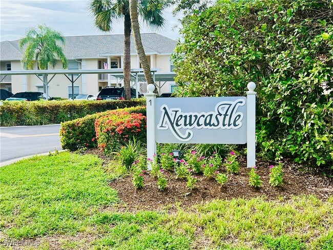 property at 613 Squire Cir