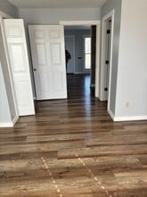 1800 Pinnacle Point in Holts Summit, MO - Building Photo - Building Photo