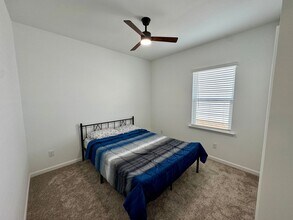 13018 Garren Vw Ln in Charlotte, NC - Building Photo - Building Photo